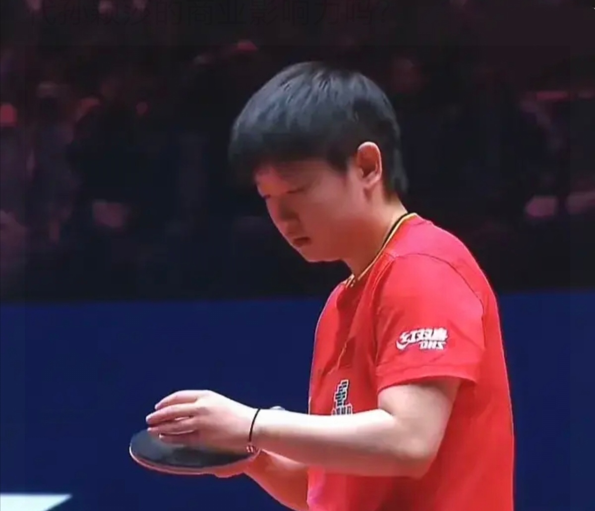 沙尔克04新赛季赢得球迷的掌声 沙尔克04新赛季赢得球迷的掌声