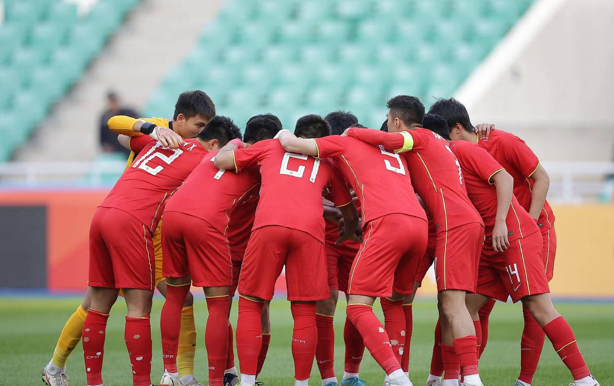 包含中国足球上演胜利战斗,晋级赛事下一轮的词条 包含中国足球上演胜利战斗,晋级赛事下一轮的词条