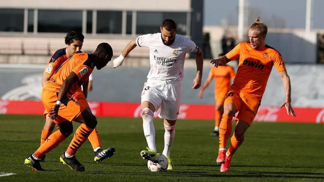 B体育体育视频-瓦伦西亚主场告捷，晋级看起来乐观的简单介绍