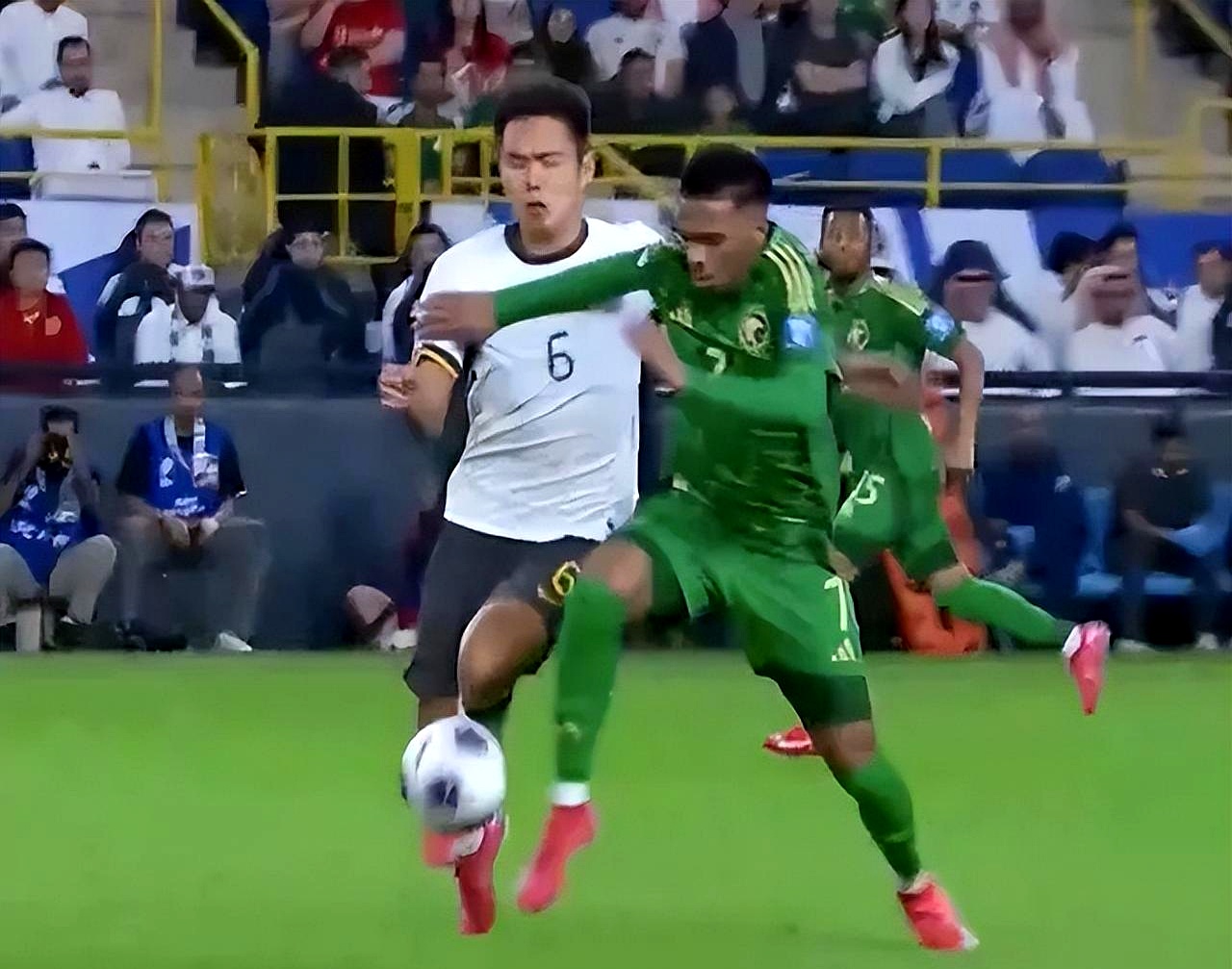 B体育体育app下载地址-华伦西亚客场不敌，积分略有下滑的简单介绍