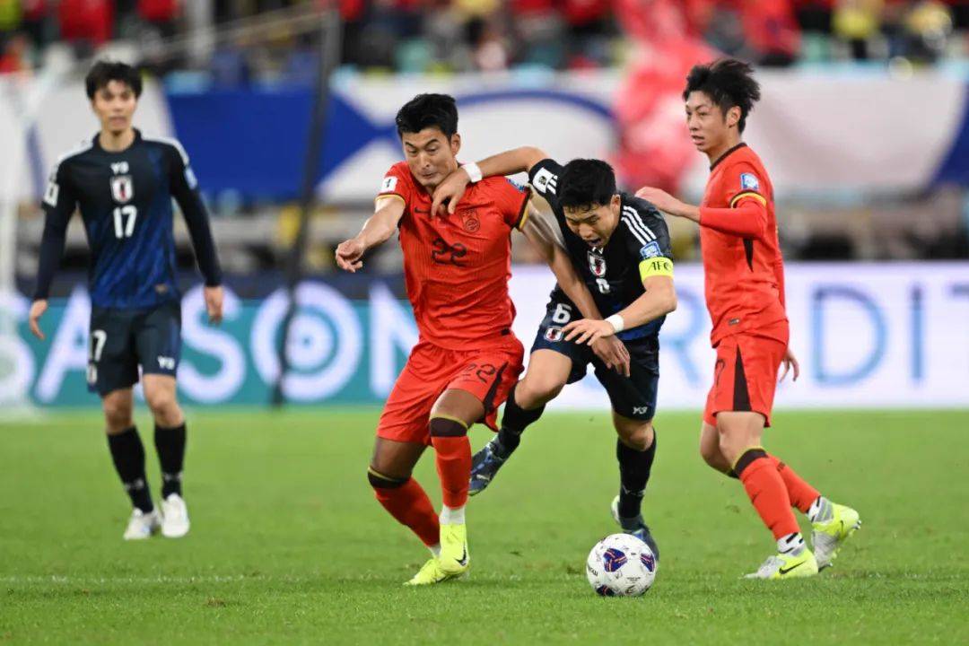 日本球队踢出好球，实力雄厚获得比赛晋级的简单介绍