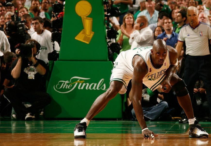 B体育体育下载-太阳不敌狼王，西部季后赛前景有所震动