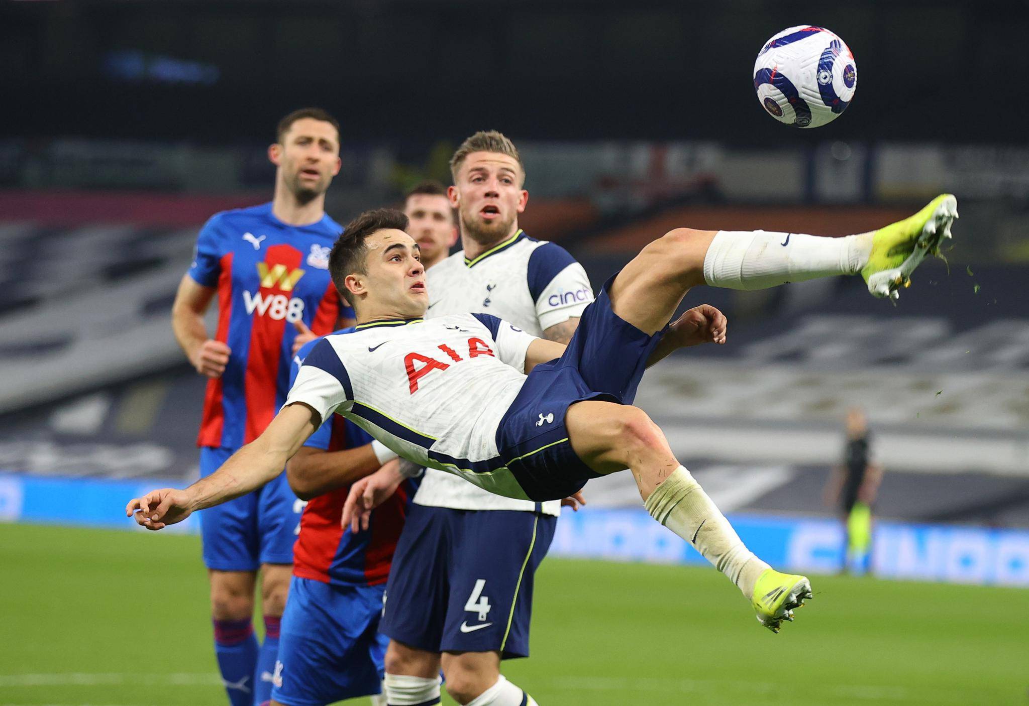 水晶宫主场战平伯恩茅斯，双方精彩表现