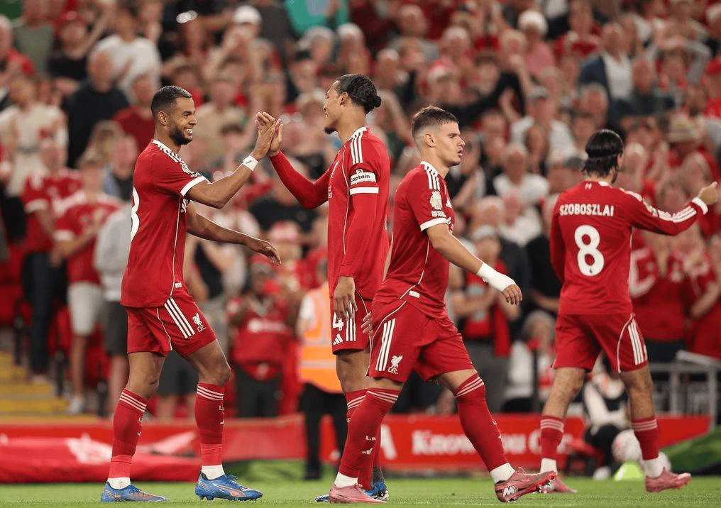 利物浦逆转制胜曼联，梅西破门传射帮球队提前实现保级的简单介绍