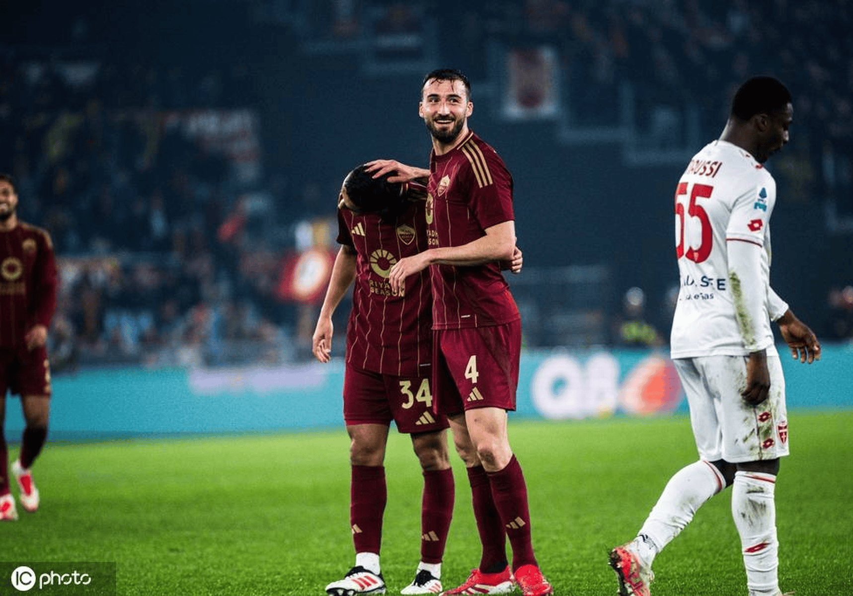 罗马球员集体发声为球队加油,团结一心的简单介绍 罗马球员集体发声为球队加油,团结一心的简单介绍