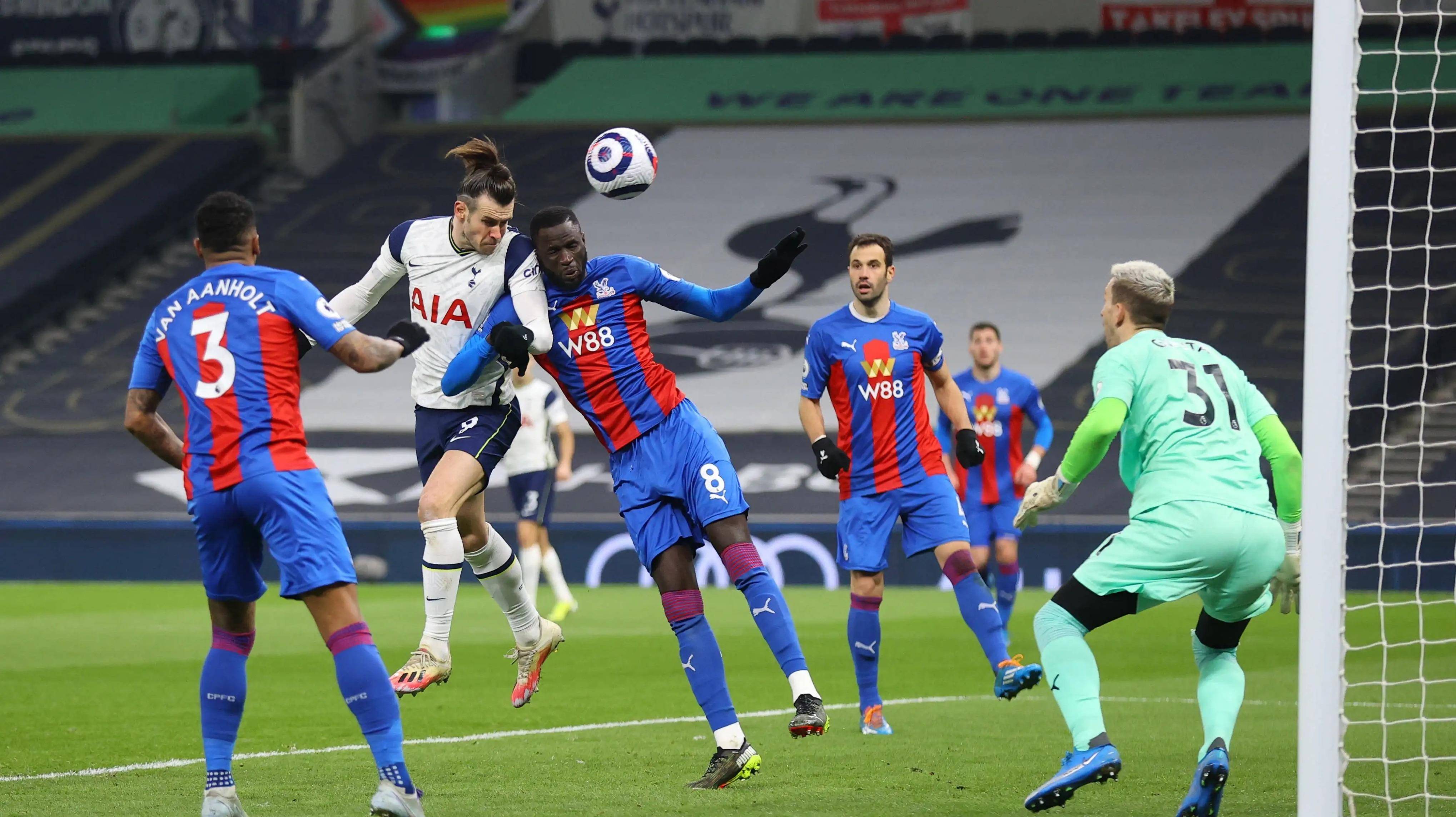 莱比锡红牛队在欧洲比赛中亮相