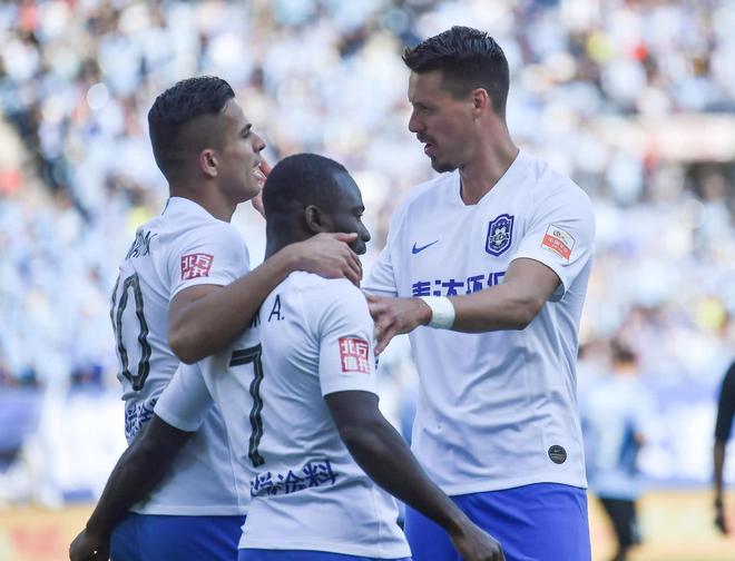 B体育体育登录-包含广州富力主场险胜天津天海，赢得宝贵分数的词条